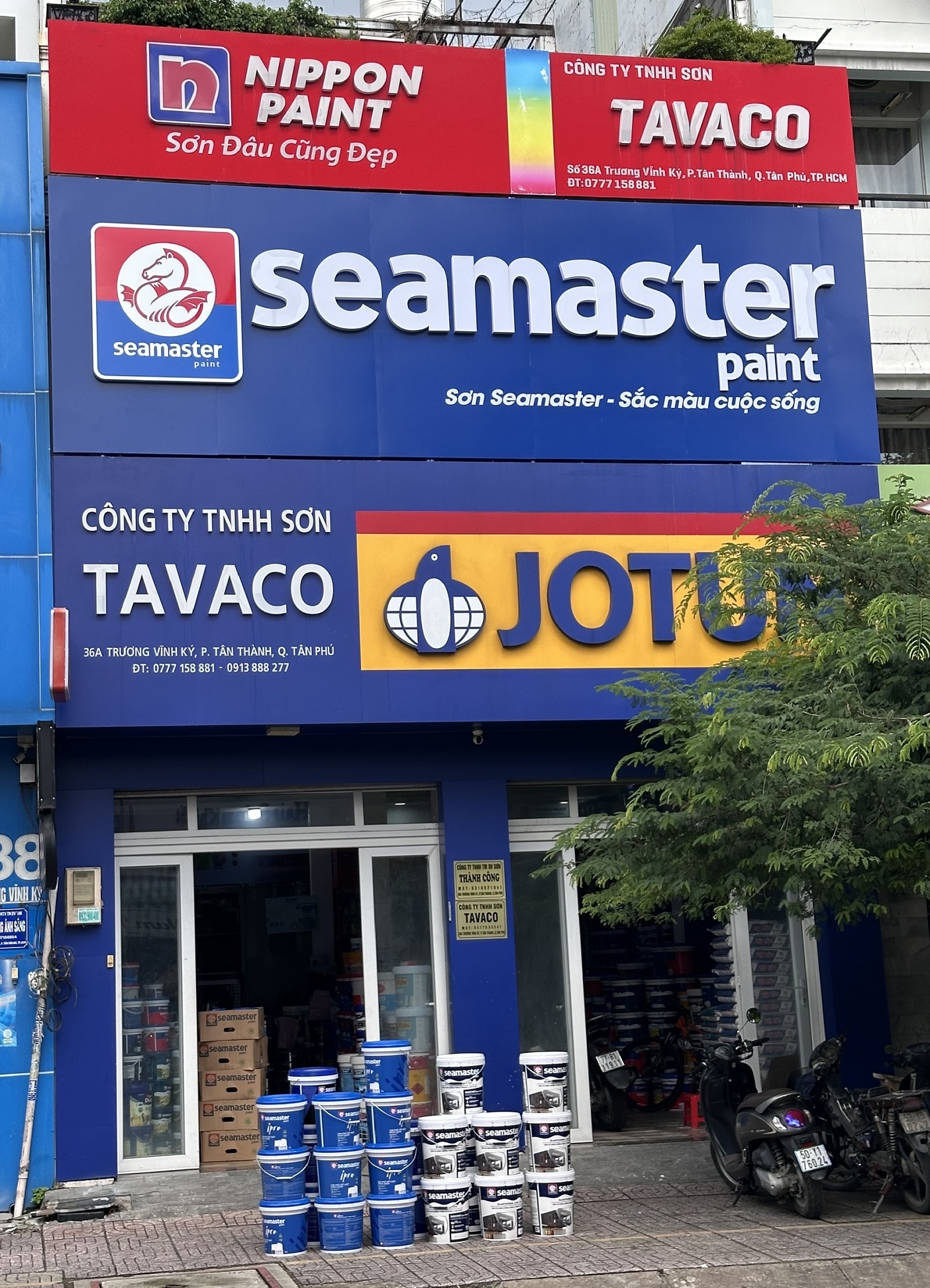 cua hang son gan day