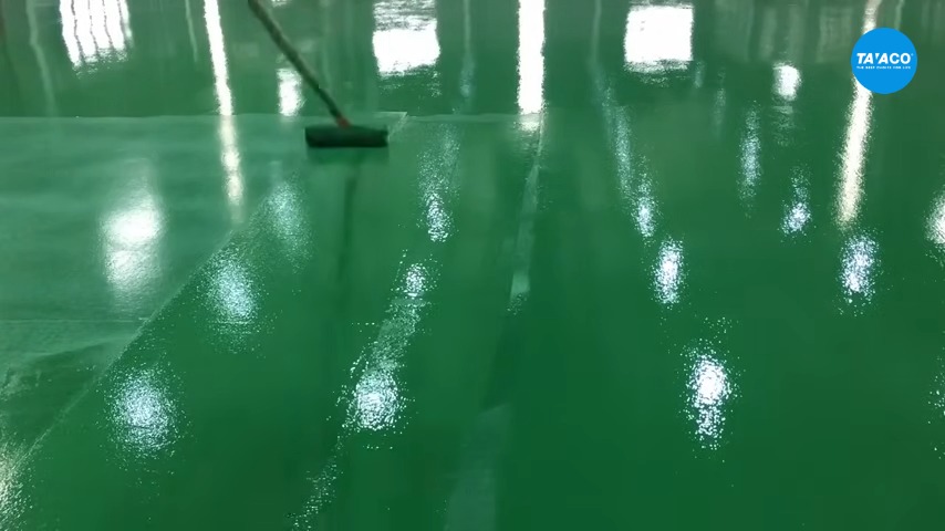 thi cong son epoxy lop thu 2